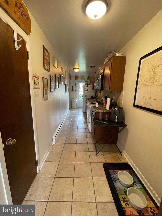 323 Marshall St, Kennett Square, PA 19348 - photo 7