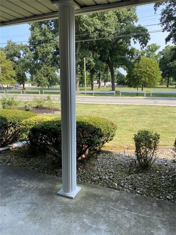 2405 W 22nd St, Anderson, IN 46016 - photo 7