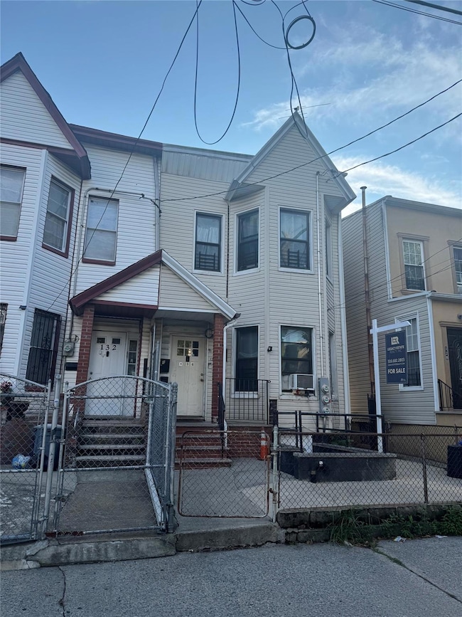 130 Crystal St, Brooklyn, NY 11208 - photo 2