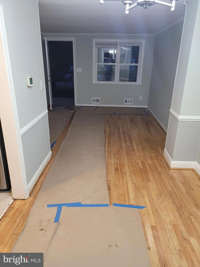 1306 Deanwood Rd, Parkville, MD 21234 - photo 6