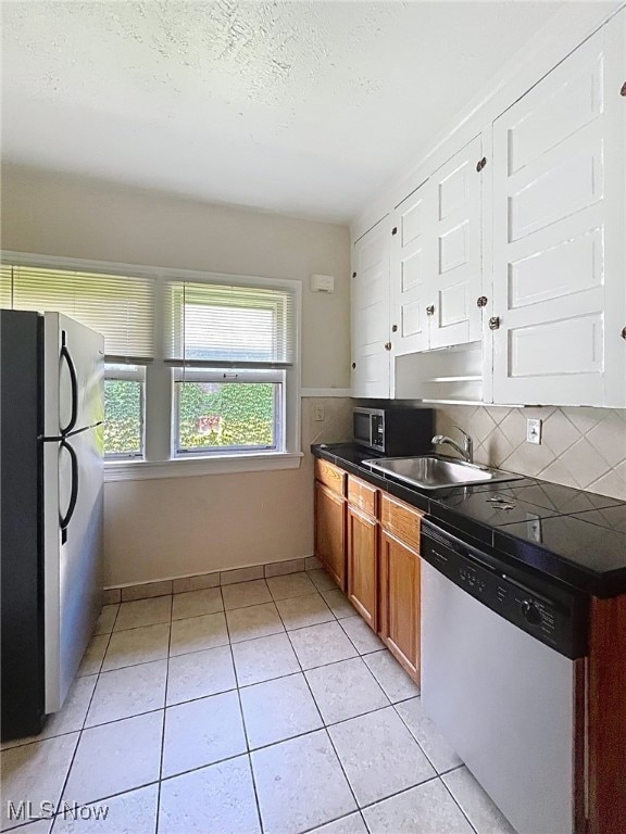 2683 Hampshire Rd unit 2, Cleveland, OH 44106 - photo 2