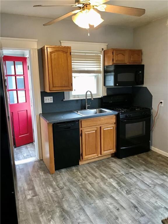 17 Worcester Ave, North Providence, RI 02911 - photo 4