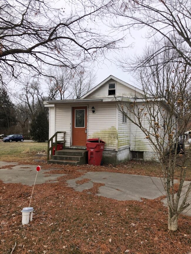 14515 Colfax Place, Crown Point, IN 46307 - photo 2