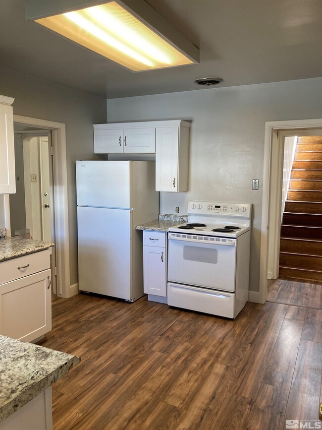 739 16th St, Sparks, NV 89431 - photo 4