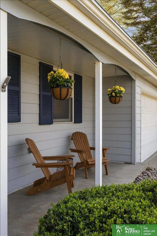 12079 Westover Rd, Omaha, NE 68154 - photo 5