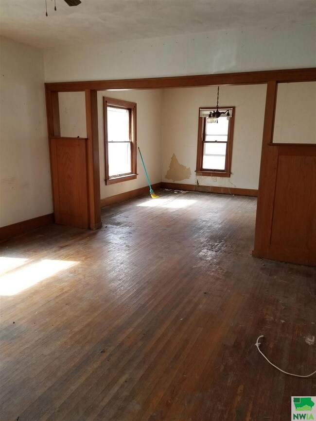 View to Dining room from the Living room