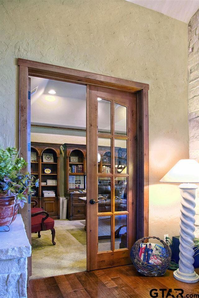 1940 1940 Stonegate Cir, Tyler, TX 75703 - photo 4