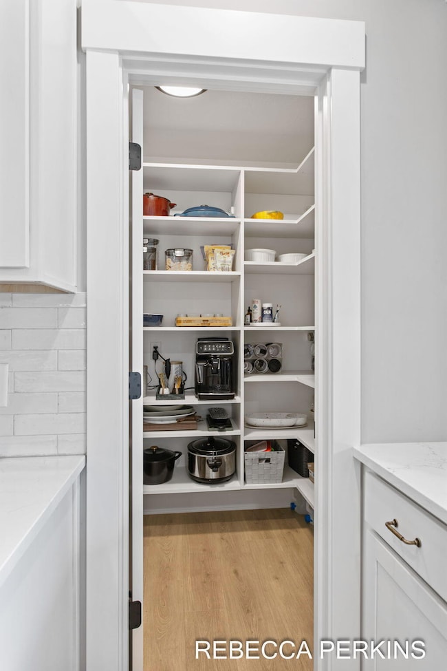 35-web-or-mls-2952-red-alder-dr