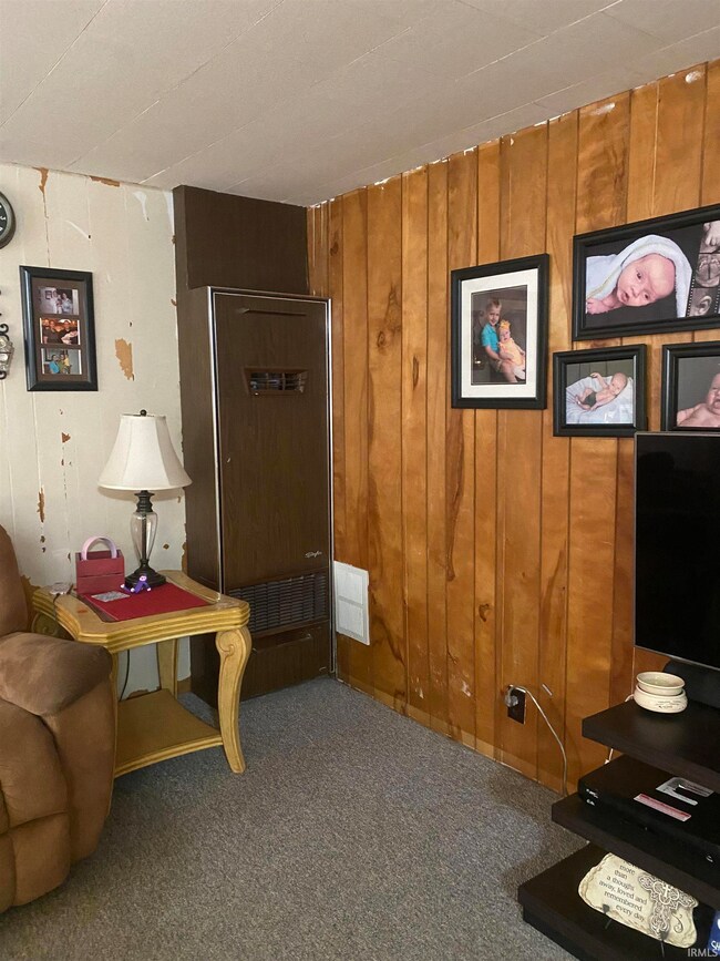 1107 W Water St, Portland, IN 47371 - photo 5