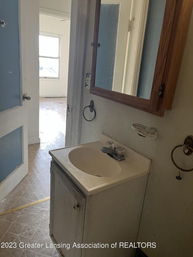 Bathroom 1.1