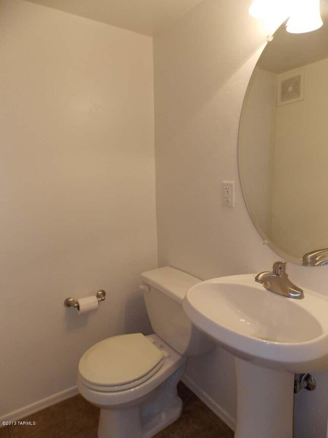 Downstairs 1/2 bath