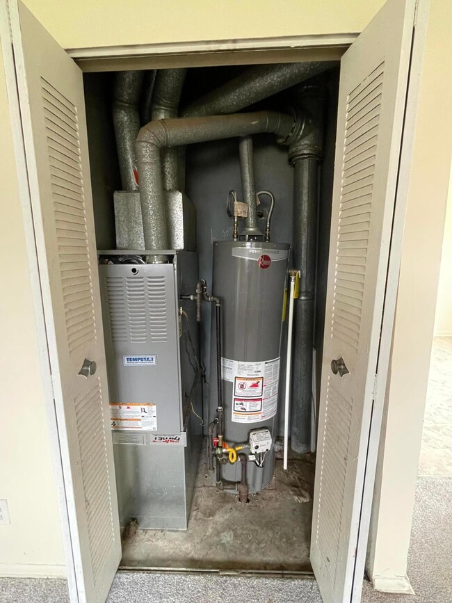 937 Ferndale Place, Columbus, OH 43209 - photo 6