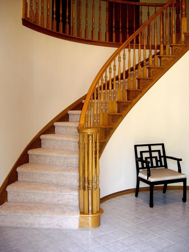 6300 Alissa Ln, Columbus, OH 43213 - photo 3