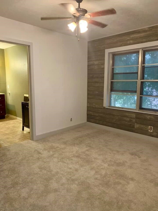 1713 13th St, Bay City, TX 77414 - photo 7