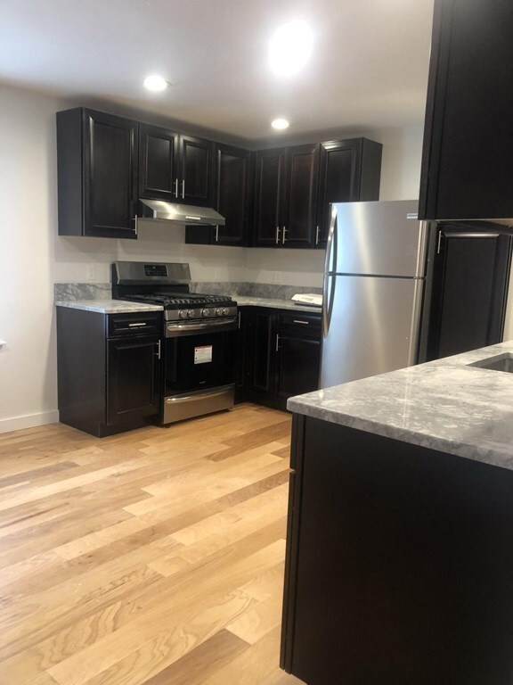 52 Lewis St unit 4, Boston, MA 02113 - photo 2