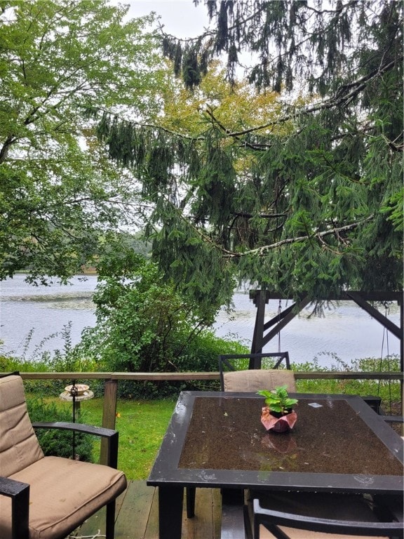 520 Switch Rd, Wood River Junction, RI 02894 - photo 2