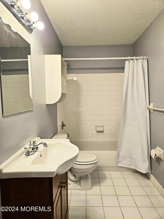 313 Schley Ave unit 13, Toms River, NJ 08755 - photo 5