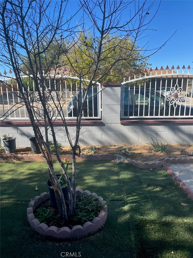 40648 Fieldspring St, Lancaster, CA 93535 - photo 6