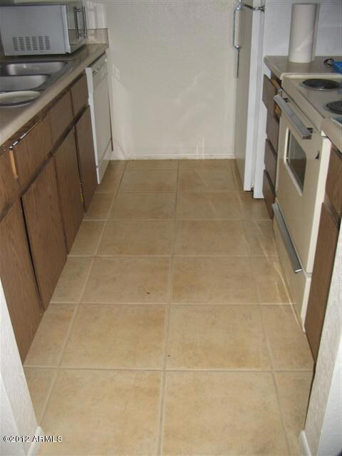 #103: Kitchen