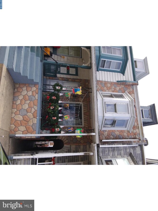 1034 Mulberry St, Reading, PA 19604 - photo 3