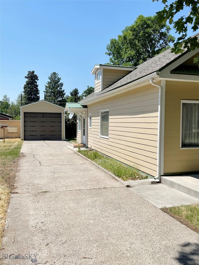209 S 8th Ave, Bozeman, MT 59715 - photo 4