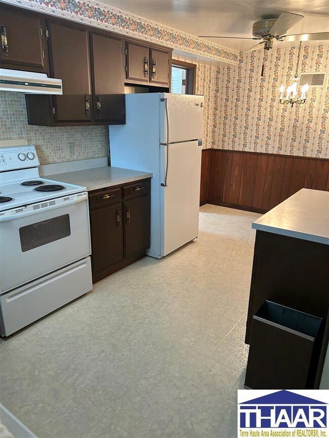 112 S 24th St, Terre Haute, IN 47803 - photo 4