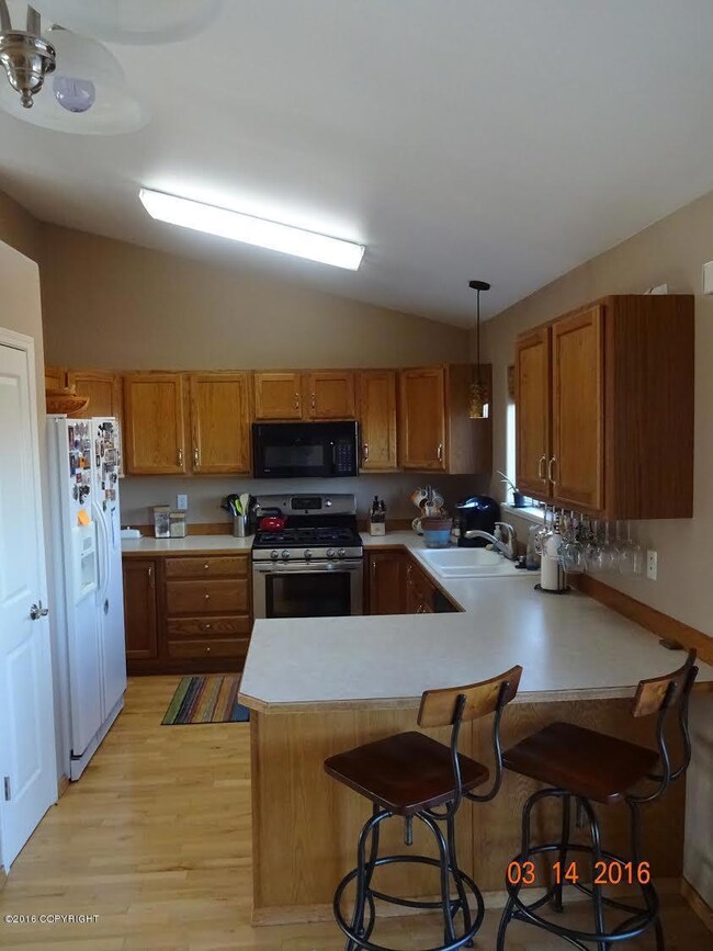 7370 White Hawk Dr, Anchorage, AK 99507 - photo 3