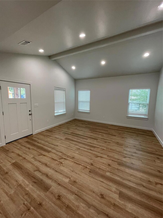 524 W Florence St, Denison, TX 75020 - photo 2