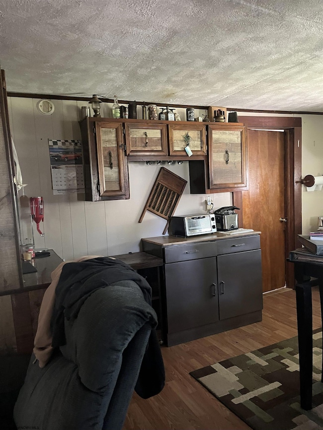 12 Pigott St, Shinnston, WV 26431 - photo 5