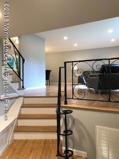 Neutral Colors to Living Room
