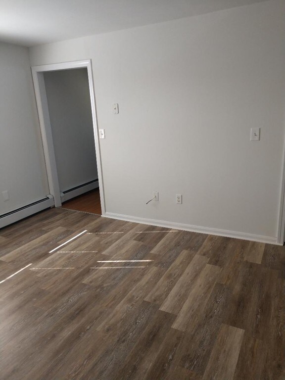 371 4th St unit 3, Fall River, MA 02721 - photo 2