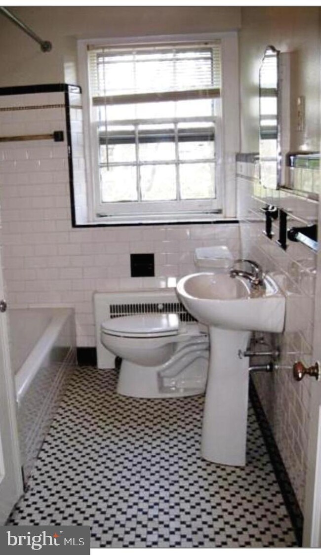 709 N Broom St unit 8, Wilmington, DE 19805 - photo 6