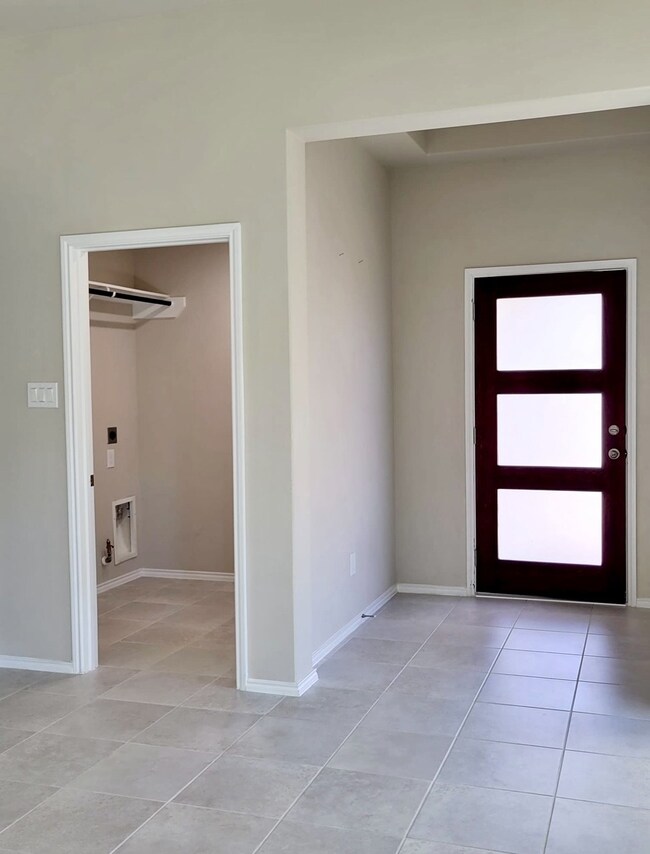 32090 Quail Terrace Ln, Conroe, TX 77385 - photo 3