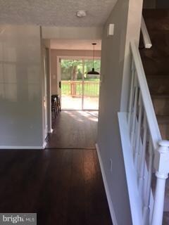 6032 Tree Swallow Ct, Columbia, MD 21044 - photo 2