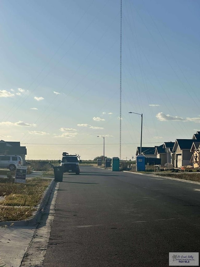 000 Sandpiper Dr, Harlingen, TX 78552 - photo 3