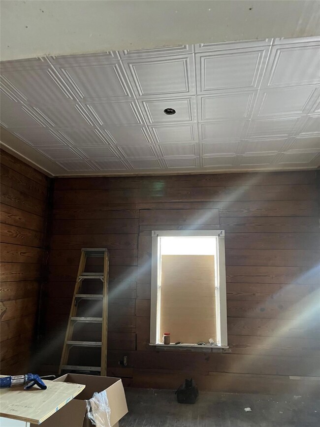 1218 W Woodard St, Denison, TX 75020 - photo 6