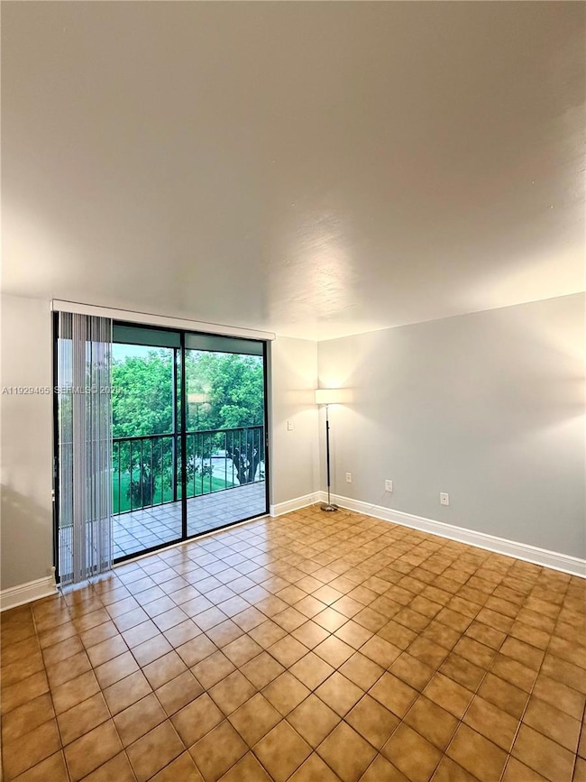 8035 SW 107th Ave unit 317, Miami, FL 33173 - photo 3