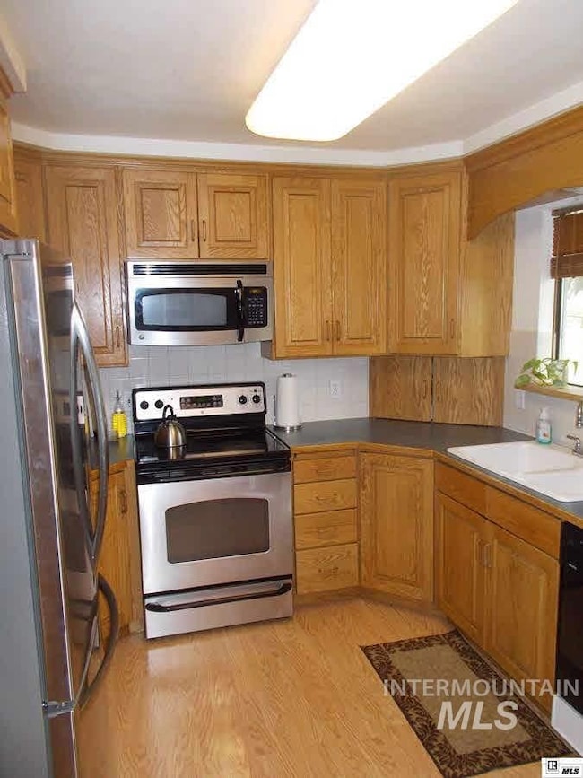 824 Leith St, Moscow, ID 83843 - photo 3