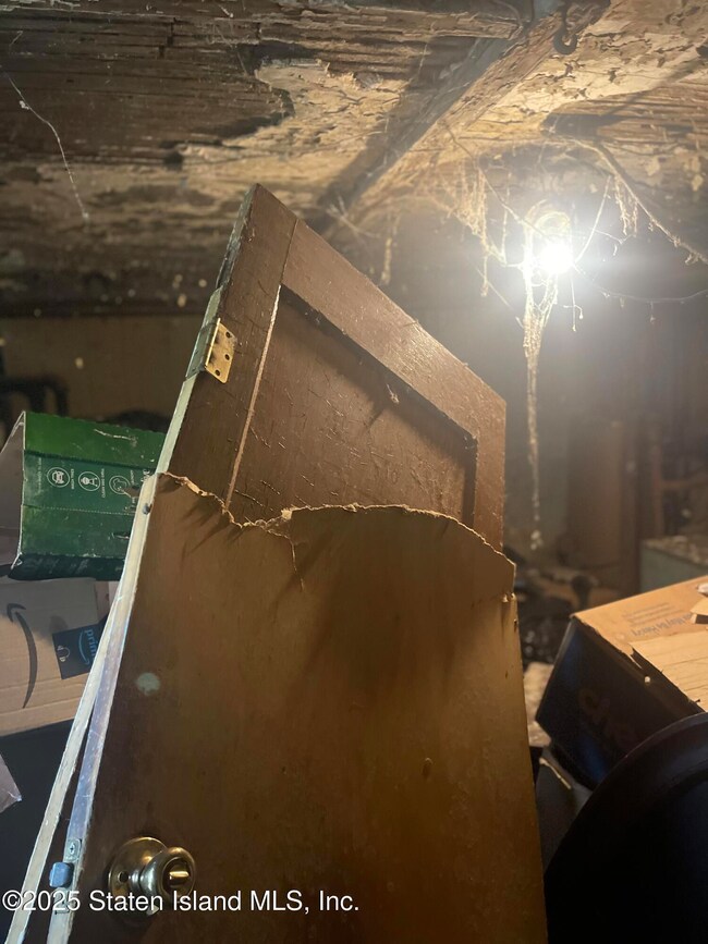 63 Cassidy Place, Staten Island, NY 10301 - photo 5