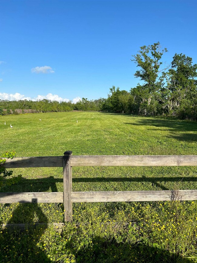 747 Bayou Dularge Rd, Houma, LA 70363 - photo 5