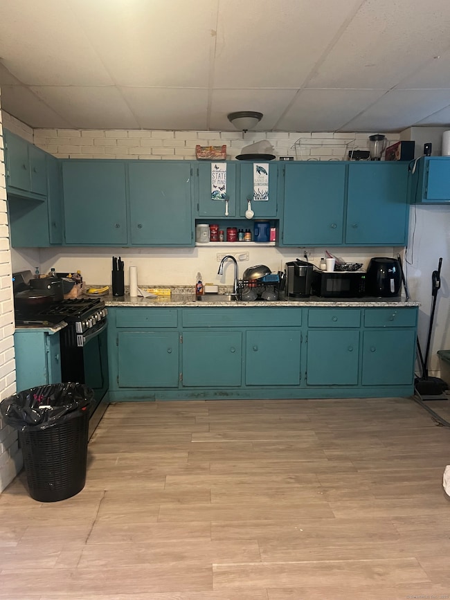 291 Stillman St, Bridgeport, CT 06608 - photo 3