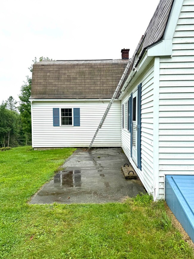 17 Maple Hill Farm Rd, Colebrook, NH 03576 - photo 2