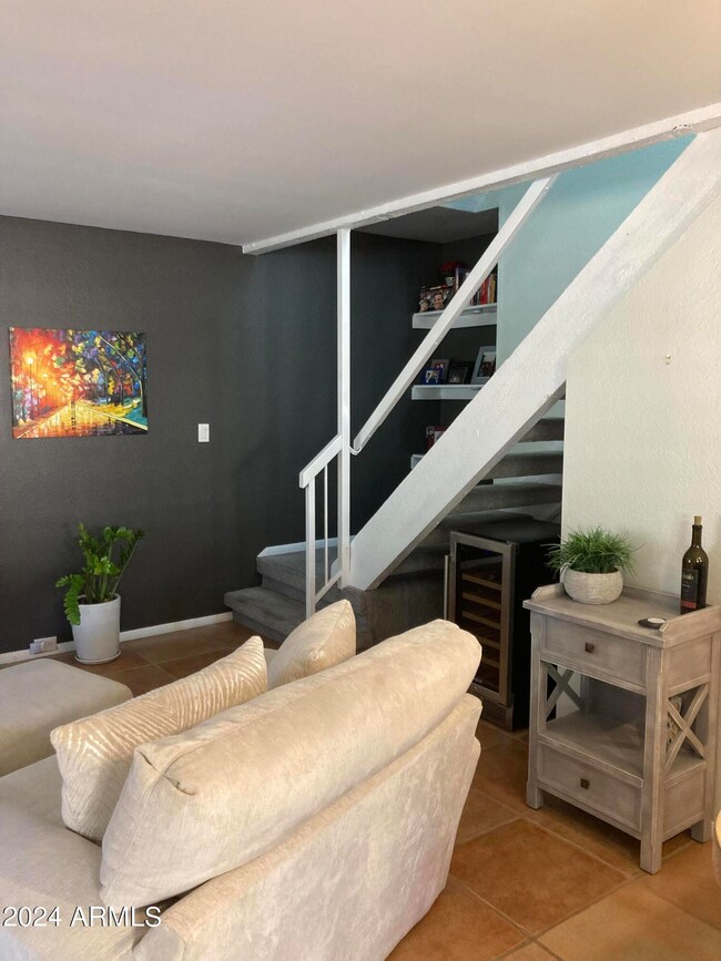 10407 N 11th St unit 3, Phoenix, AZ 85020 - photo 6