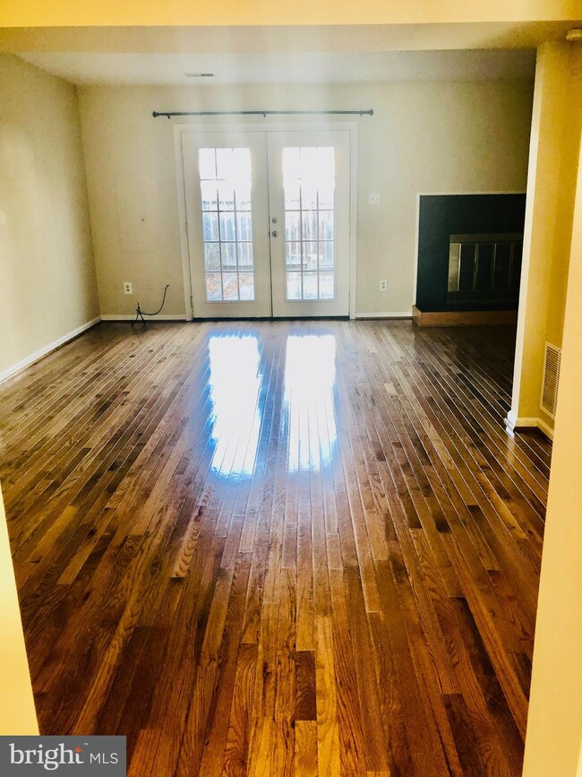 300B S 11th St, Purcellville, VA 20132 - photo 3