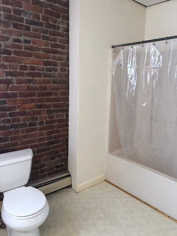 60 Greenough St unit 3, Brookline, MA 02445 - photo 5