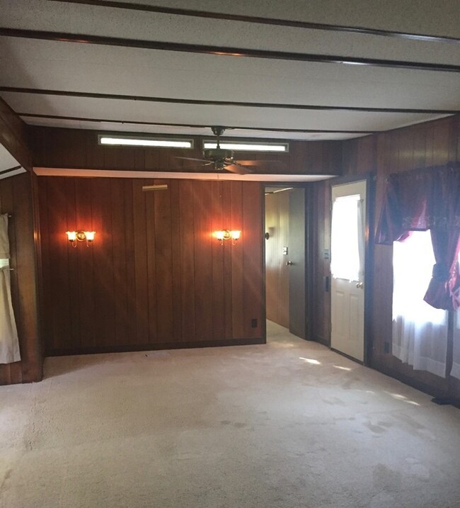 309 State Rd unit 309, South Deerfield, MA 01373 - photo 3