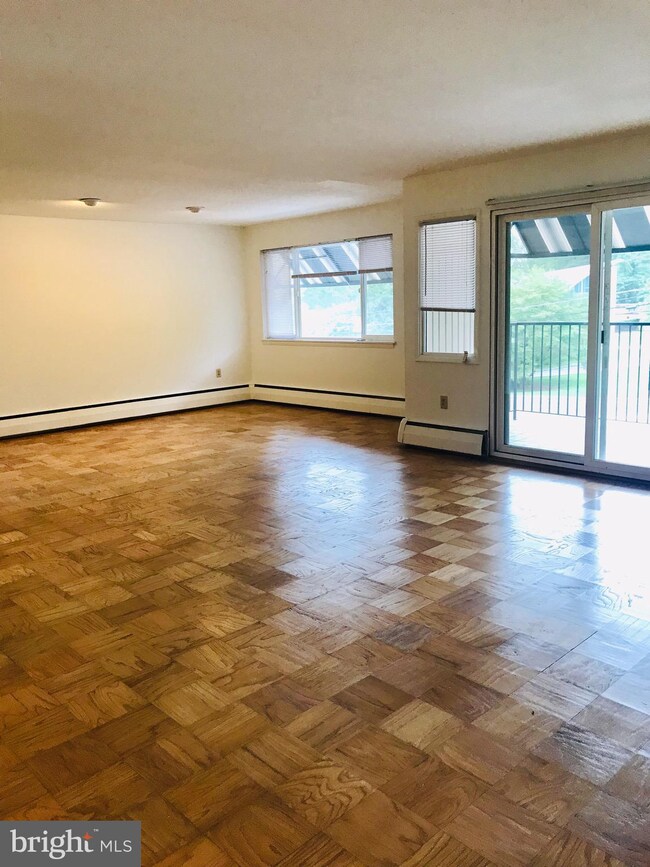 6301 N Charles St unit 201, Baltimore, MD 21212 - photo 6