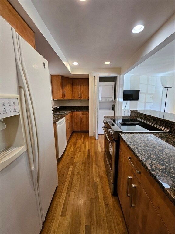 108 Jericho Rd, Weston, MA 02493 - photo 3