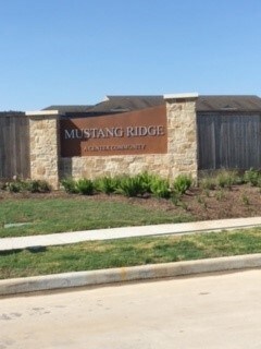 312 Paso Fino Dr, Alvin, TX 77511 - photo 3