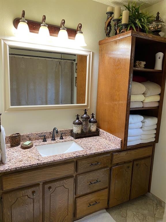 7100 Stonybrooke Dr, North Richland Hills, TX 76182 - photo 6